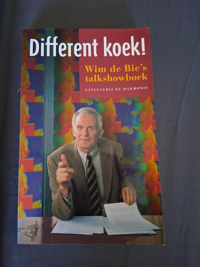 W. de Bie - Different koek!, Ophalen of Verzenden, Zo goed als nieuw, W. de Bie