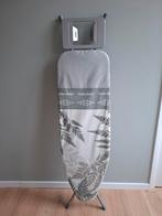 Strijkplank - Amper gebruikt, hoogte verstelbaar, Ophalen, Zo goed als nieuw