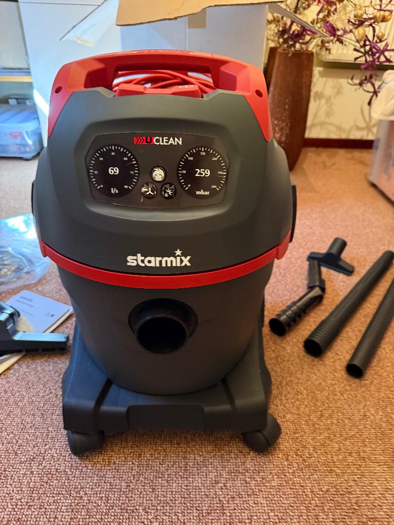 Starmix 1420 HK stofzuiger voor nat en droog, Ophalen, Zo goed als nieuw, 1200 tot 1600 watt, Stofzuiger