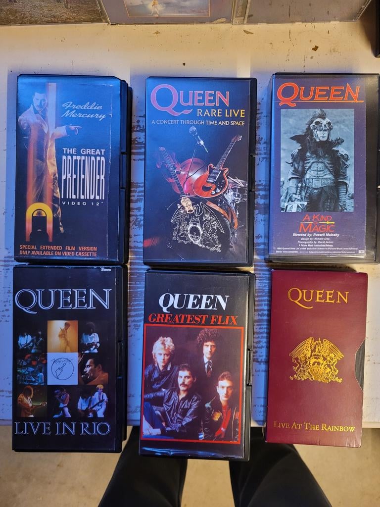 Exclusieve Queen Videobanden Collectie - 18 Originele VHS, Alle leeftijden, Ophalen, Overige genres