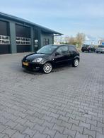 Ford Fiësta 1.6 16V 3DR 2006 Zwart, Auto's, Voorwielaandrijving, 1596 cc, 15 km/l, 40 €/maand