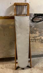 Vintage strijkplank met messing strijkijzer, Ophalen, Gebruikt, Draadloos strijkijzer