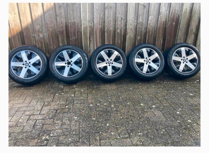 Originele Mercedes velgen met recente banden (235/55 R18), Auto diversen, Overige Auto diversen, Ophalen of Verzenden