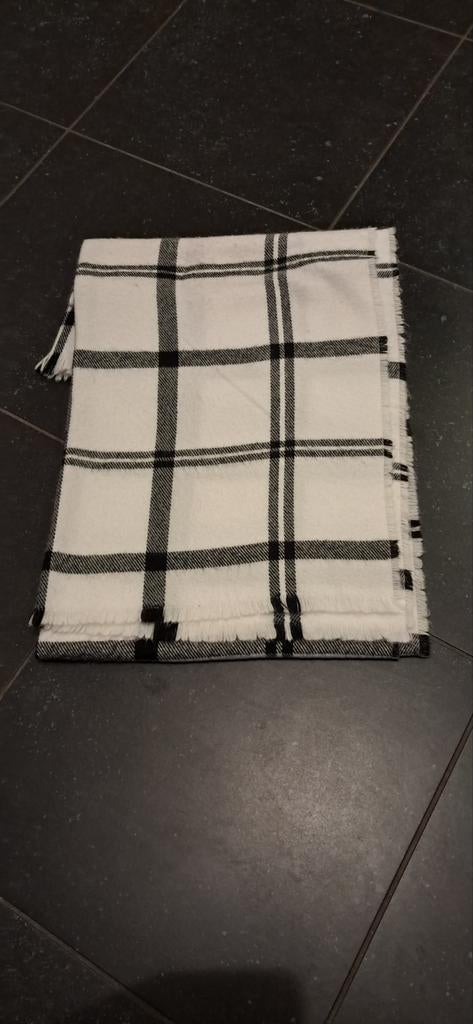 Prachtig Warm Plaid/Shawl:, Huis en Inrichting, Woonaccessoires | Plaids en Woondekens, Ophalen of Verzenden