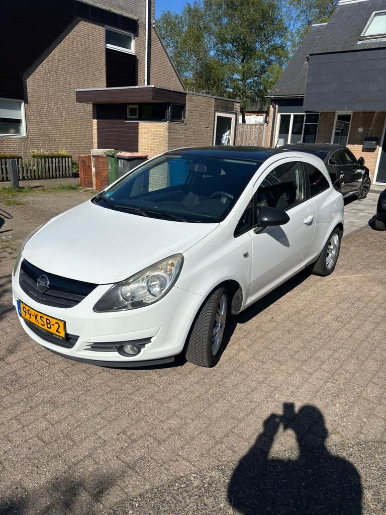 Opel Corsa met Nap! inruil mogelijk Dealer onderhouden!, Stof, Zwart, Wit, 1364 cc