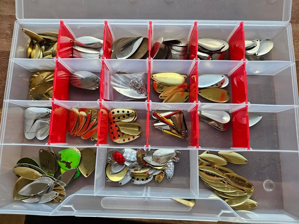 Bak met spinnerbladen, Watersport en Boten, Ophalen of Verzenden, Overige typen