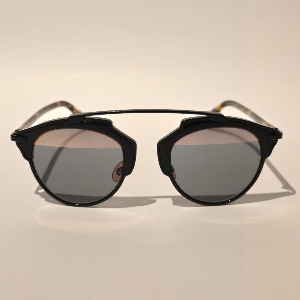 Dior So Real Zonnebril NT1ZJ 48-22-140 | Nette Staat, Dior, Gebruikt, Support@dior.com, 30 Avenue Montaigne
75008 Paris
France