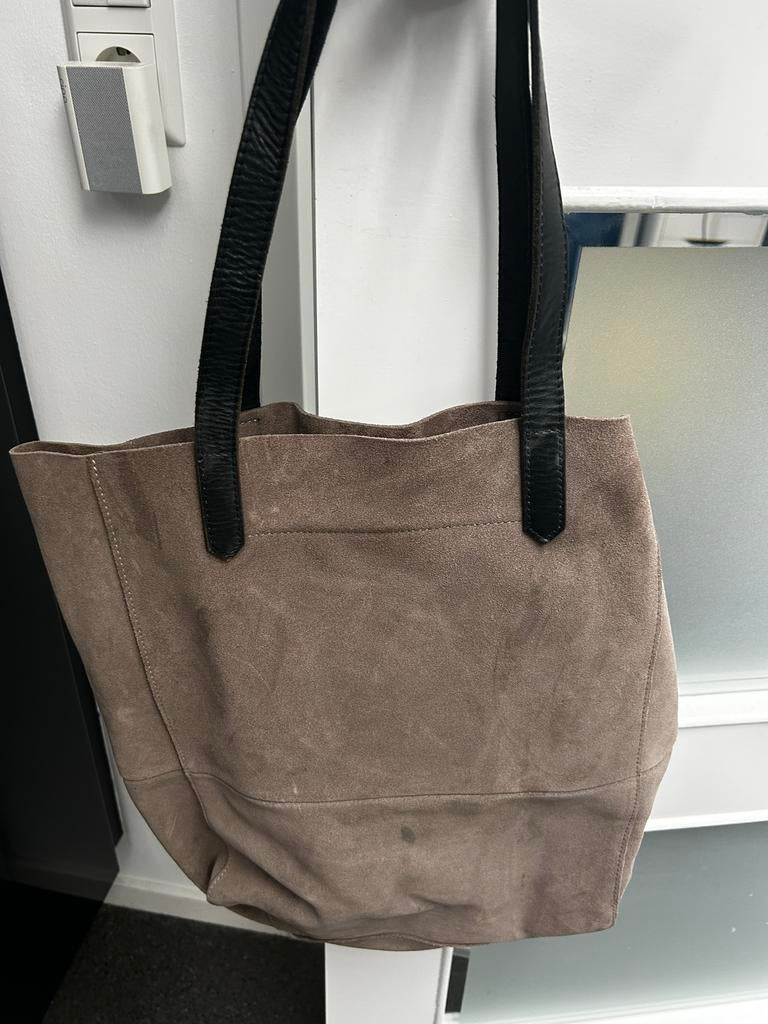 Leren/suede tas Fred de la Bretoniere, Ophalen of Verzenden, Gebruikt, Grijs, Handtas