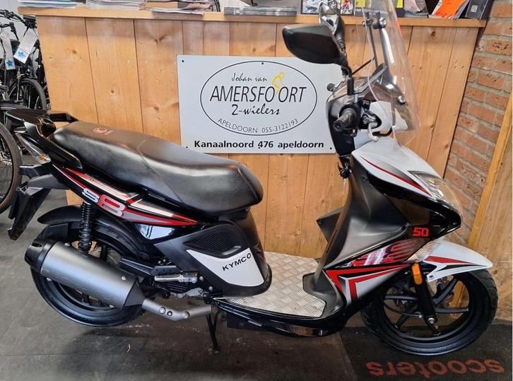 Een zeer nette KYMCO Super 8, Fietsen en Brommers, Scooters | Kymco, Zo goed als nieuw, Super 8, Maximaal 45 km/u, Benzine, Ophalen