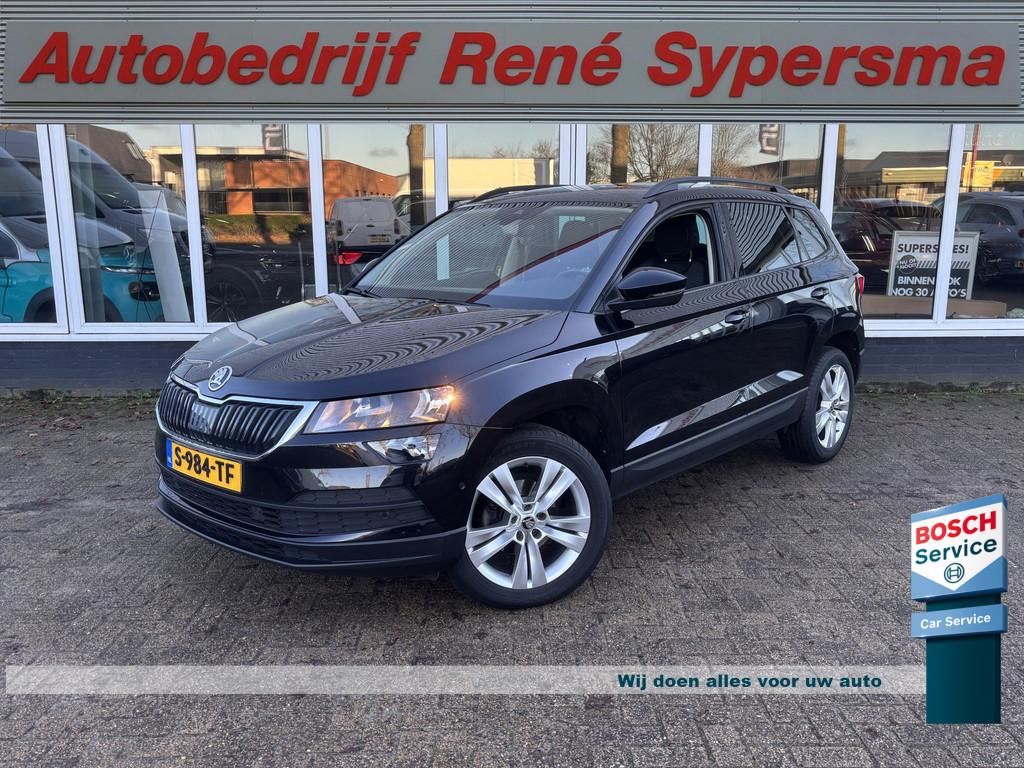 Skoda Karoq 1.5 TSI ACT Business | Stuurverwarming | Apple C, Voorwielaandrijving, Stof, 4 cilinders, Zwart