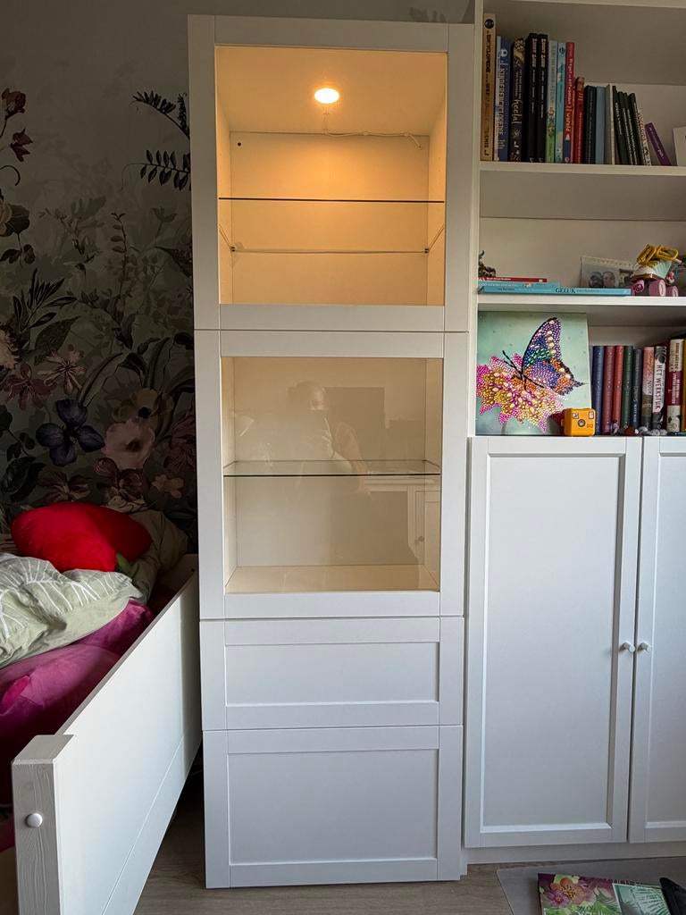 IKEA Besta Opbergcombinatie met glazen deuren, Huis en Inrichting, Kasten | Vitrinekasten, Ophalen, Gebruikt, 50 tot 100 cm, Glas