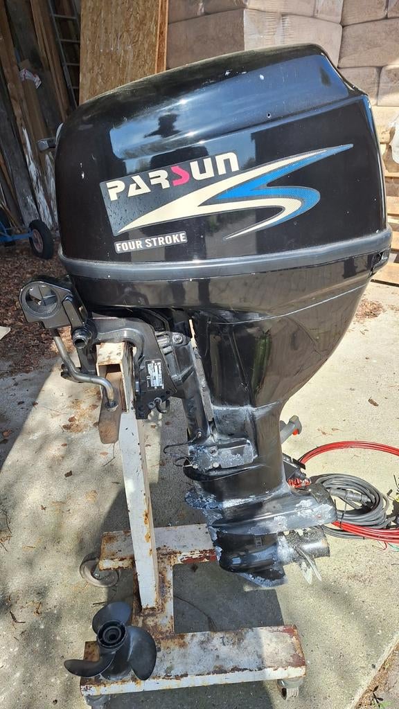 Parsun 9.9 buitenboordmotor met afstandbediening, Ophalen, Gebruikt, 5 tot 10 pk, Viertaktmotor