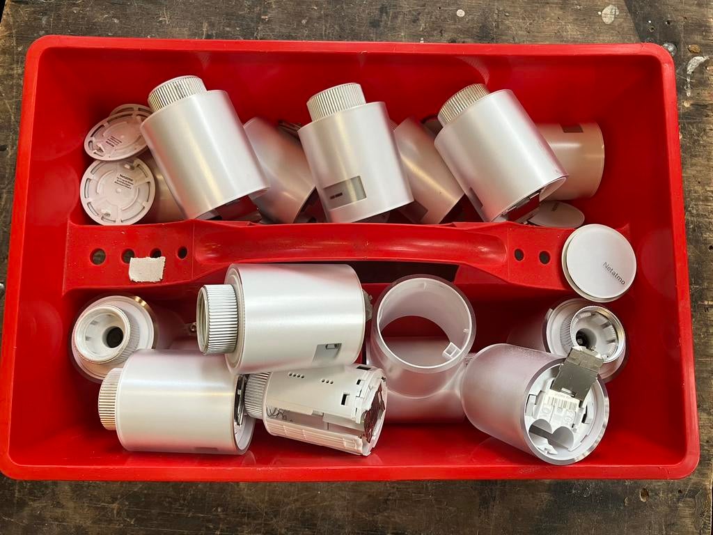 Grote partij slimme radiator knoppen, Doe-het-zelf en Verbouw, Verwarming en Radiatoren, Gebruikt, Minder dan 30 cm, Overige typen