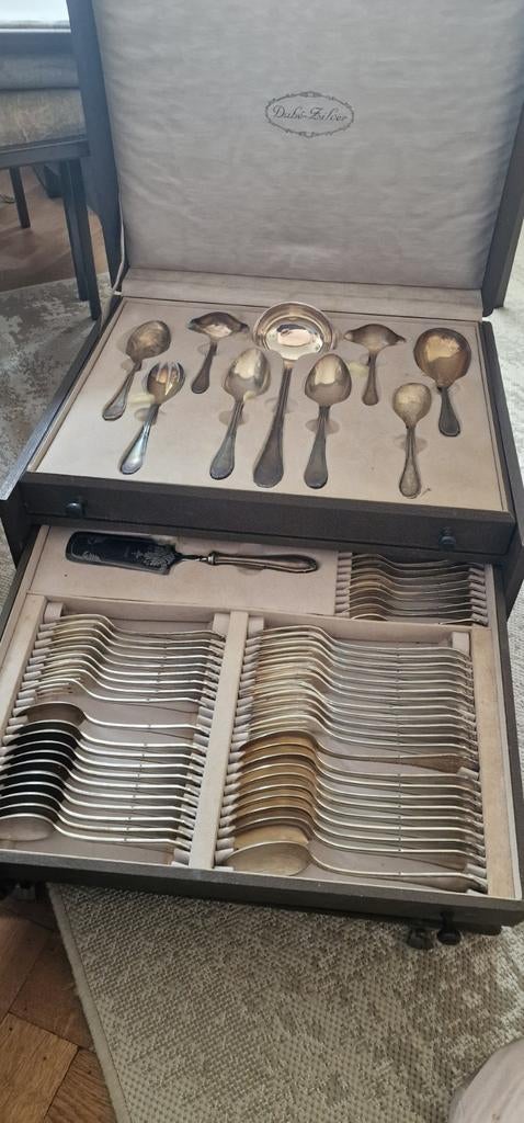 ANTIEKE bestekkist met verzilverd bestek, Ophalen