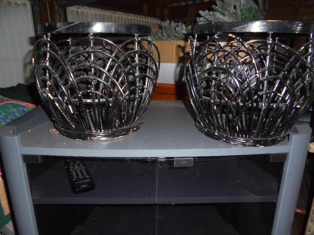 bloempotten zwart  bamboe, Rond, Binnen, Zo goed als nieuw, Minder dan 40 cm