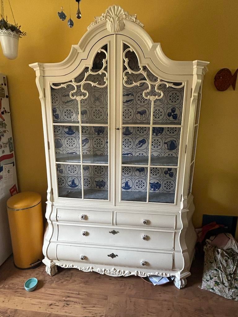 Romantische Rococo Vitrinekast / Servieskast / Pronkkast, Ophalen, Gebruikt, Rococo / Barok, 150 tot 200 cm