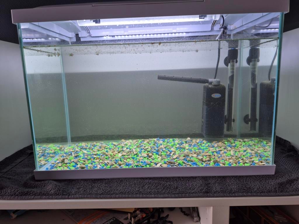 Superfish 70l met toebehoren compleet, Dieren en Toebehoren, Vissen | Aquaria en Toebehoren, Zo goed als nieuw, Leeg aquarium