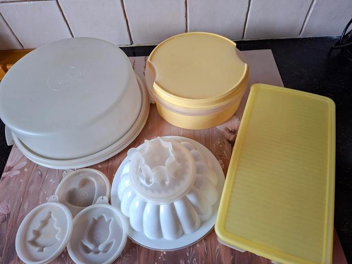 Tupperware - Diverse, Huis en Inrichting, Keuken | Tupperware, Gebruikt, Bak of Kom, Geel, Wit, Crème, Ophalen of Verzenden