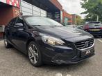 Volvo V40 2.0 T2 Momentum // CAMERA // CRUISE / € 14.945,0, Auto's, Stof, USB, 4 cilinders, 1969 cc