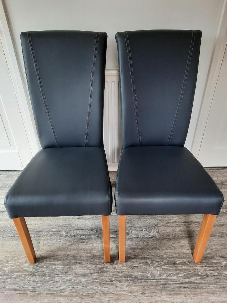 Eetkamerstoelen, Nieuw, 2 stuks (set), grijs lederlook, Huis en Inrichting, Stoelen, Nieuw, Twee, Overige materialen, Grijs, Ophalen