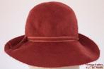 Vintage Dameshoed donker roze zacht haarvilt 54,5 = XS, Ophalen of Verzenden, Gedragen, 55 cm (S, 6⅞ inch) of minder, Hoed