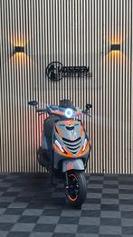 Piaggio Zip | 2024 | Black & orange | 480KM |Nieuwstaat, Zip, Zo goed als nieuw, Benzine, 49 cc