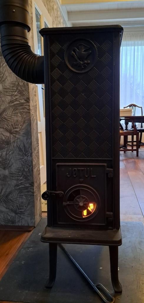 Houtkachel Jotul 606, Ophalen, Zo goed als nieuw