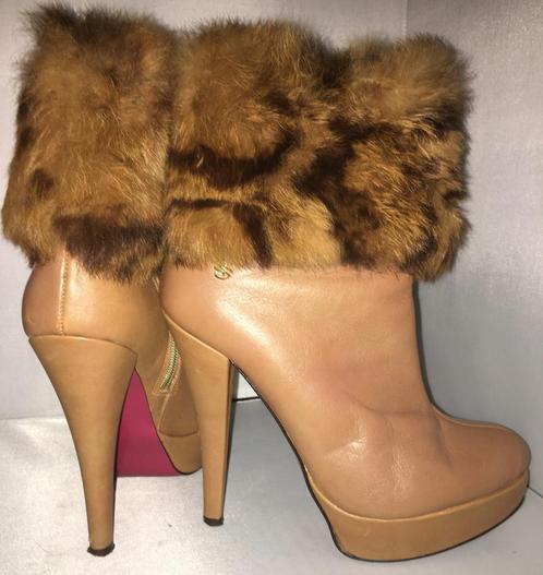 Cuple leren SEXY enkellaarzen met bont mt 39, Kleding | Dames, Schoenen, Zo goed als nieuw, Lage of Enkellaarzen, Bruin, Ophalen of Verzenden