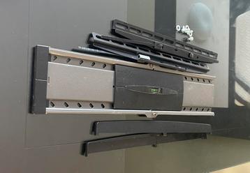 Te koop: Vogels EFW 8205 TV Muurbeugel (Zwart/Grijs) beschikbaar voor biedingen