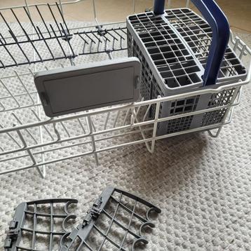Vaatwasser Beko Korf onder  1766810083 beschikbaar voor biedingen