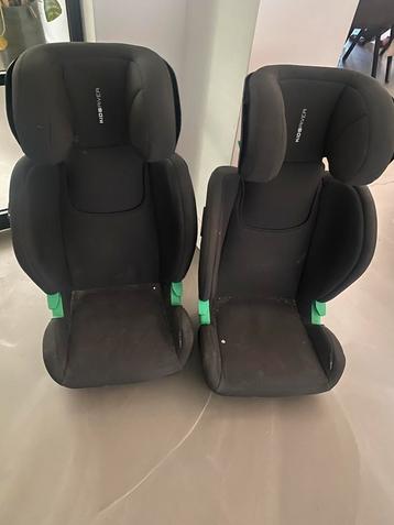 2 autostoelen beschikbaar voor biedingen