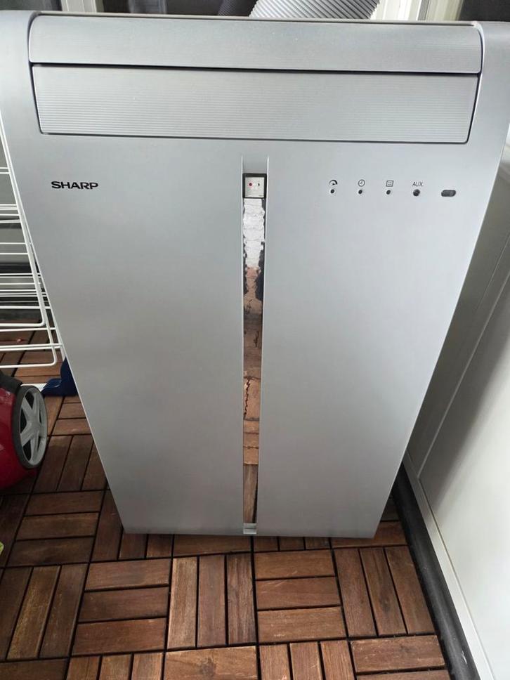 Sharp Mobiele Airco CV-P09FR - Koel de Zomer!, Witgoed en Apparatuur, Airco's, Gebruikt, Mobiele airco, Minder dan 60 m³, 3 snelheden of meer