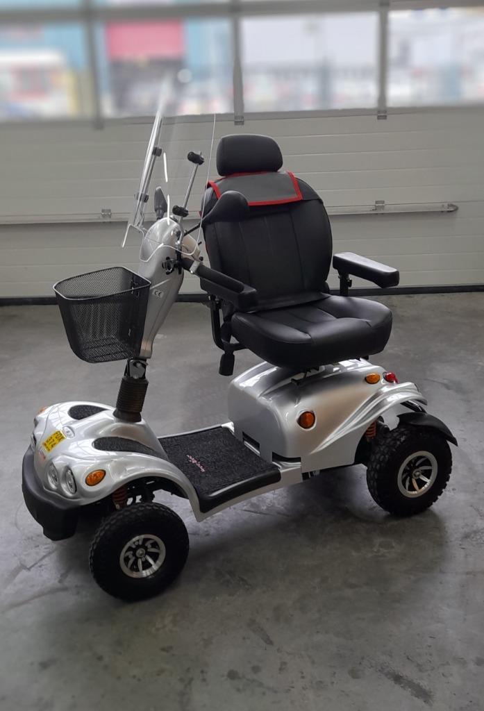 Mango Lion 4 scootmobiel – Nieuwstaat!, Diversen, Brommobielen en Scootmobielen, Zo goed als nieuw, Mango, 46 km of meer, 16 km/u of meer