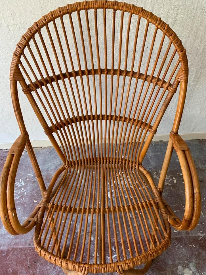 Vintage Rotan Fauteuil / stoel, Huis en Inrichting, Fauteuils, Gebruikt, Riet of Rotan, 50 tot 75 cm, 75 tot 100 cm, Ophalen