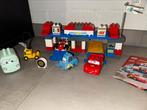 Duplo 5829 Cars the pitstop, Ophalen of Verzenden, Zo goed als nieuw, Duplo