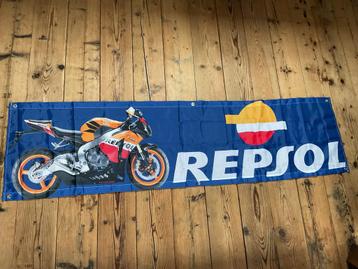 Repsol vlag/ spandoek beschikbaar voor biedingen