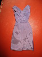 Vintage  barbie Zijden jurkje mattel  jaren 60, Verzenden, Zo goed als nieuw, Kleertjes