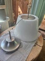 collectors item IKEA hanglampen melkglas - 2x, Gebruikt, Ophalen of Verzenden, Glas, IKEA, Scandinavisch, modern