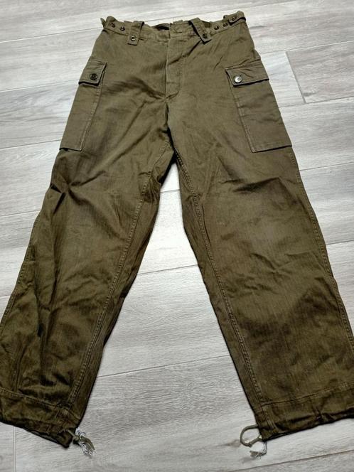 Legerbroek GVT, Visgraat model, Legerkleding, Verzamelen, Militaria | Algemeen, Landmacht, Kleding of Schoenen, Ophalen of Verzenden