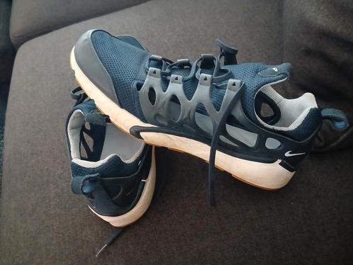 Zeer weinig voorkomende nikes maat 47,5, Kleding | Heren, Schoenen, Zo goed als nieuw, Sneakers of Gympen, Blauw, Ophalen of Verzenden