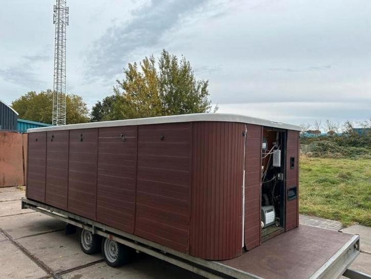 Wij kopen of verwijderen uw spa jacuzzi hottub zwembad, Tuin en Terras, Bubbelbaden en Hottubs, Gebruikt, Vast, Afdekzeil, Ophalen