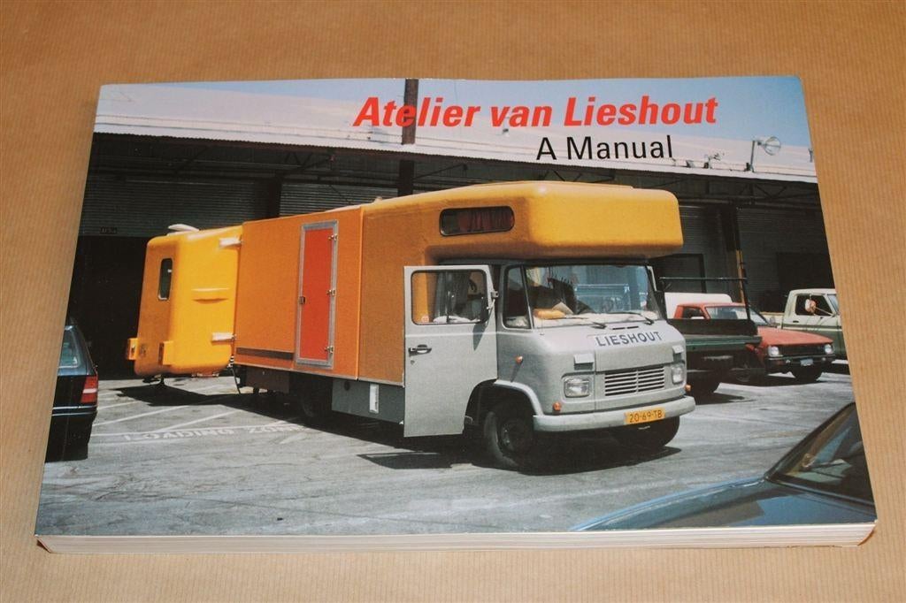 Atelier van Lieshout — Handleiding [Kunst & Meubels '97], Ophalen of Verzenden, Gelezen