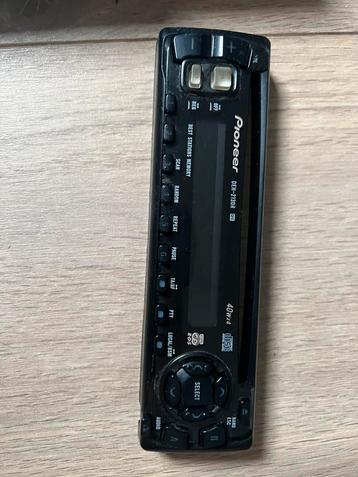 Golf 4 radio met opbergbakje beschikbaar voor biedingen