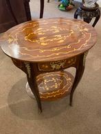 Mooie marqueterie  tafel met een lade, Antiek en Kunst, Antiek | Meubels | Tafels, Ophalen