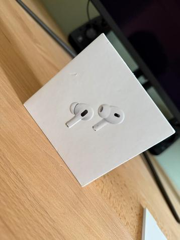 Apple AirPods Pro 2 (Lightning) beschikbaar voor biedingen