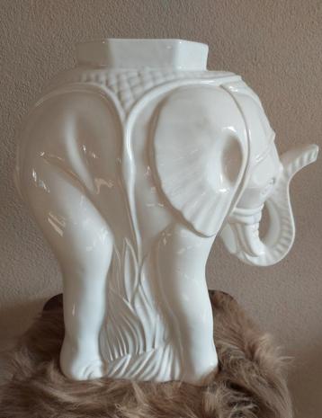 Vintage keramische plantentafel olifant