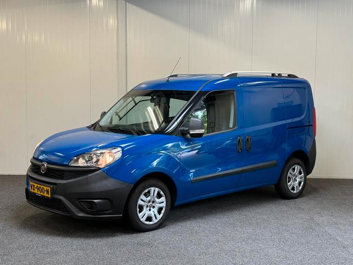 Fiat Doblo 1.6 AUT 2016 Blauw invalide auto / mindervalide, Auto's, Bestelauto's, Bedrijf, Fiat, Diesel, Automaat, Origineel Nederlands