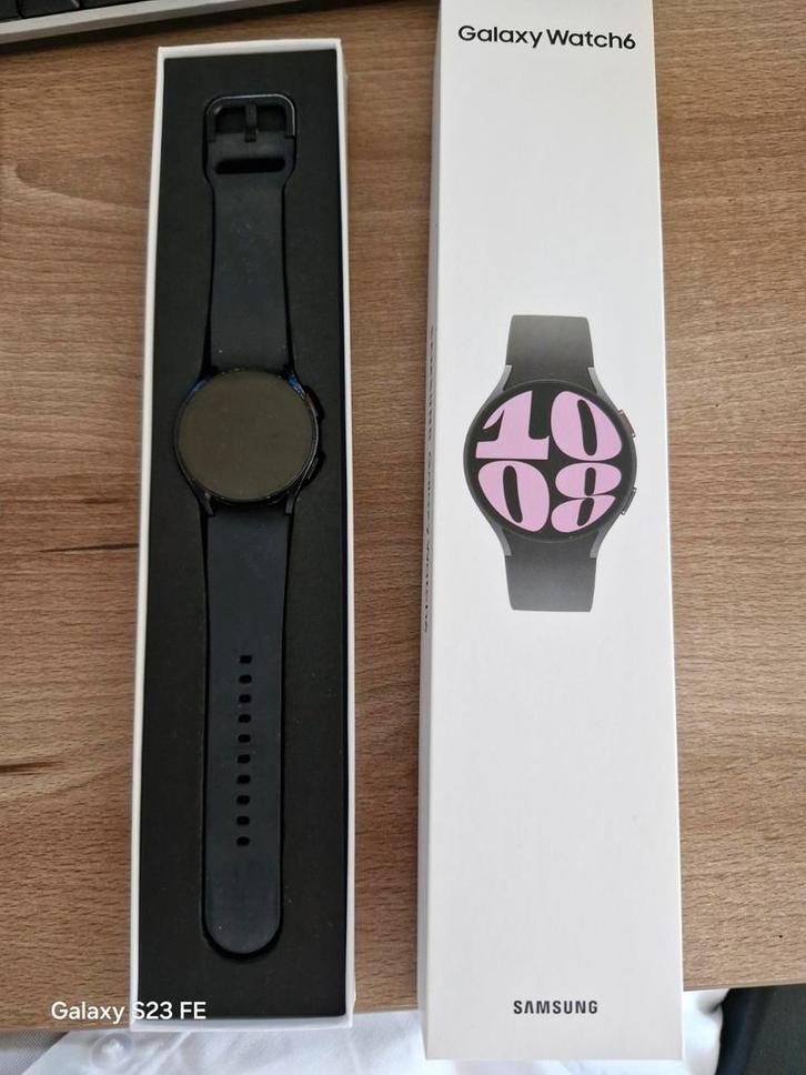 Samsung Galaxy Watch 6, Sieraden, Tassen en Uiterlijk, Smartwatches, Ophalen of Verzenden