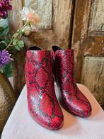 Tamaris Enkellaarsjes Slangenprint, Tamaris, Lage of Enkellaarzen, Ophalen of Verzenden, Zo goed als nieuw