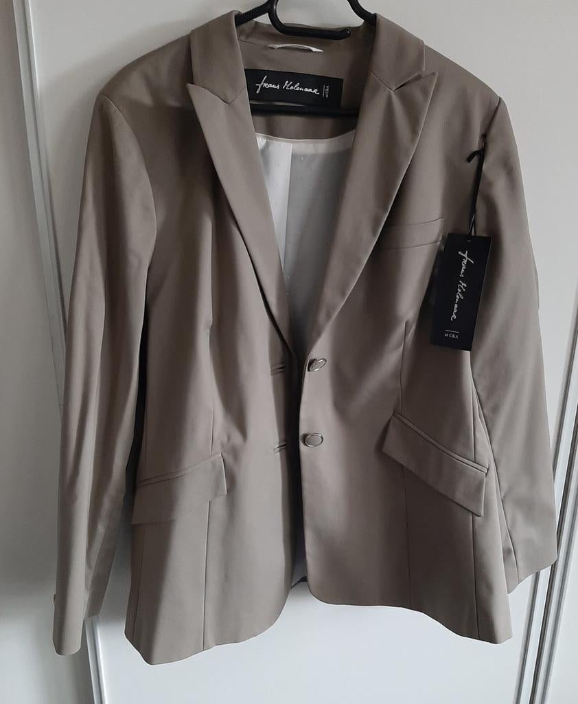 Beige dames colbert uit de collectie van  Frans Molenaar., Ophalen of Verzenden, Nieuw, Maat 46/48 (XL) of groter, Beige